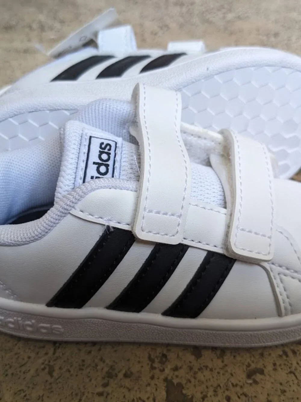 BRAND NEW ADIDAS GRAND COURT VELCRO BLACK AND WHITE SHOES BABY SIZE 6